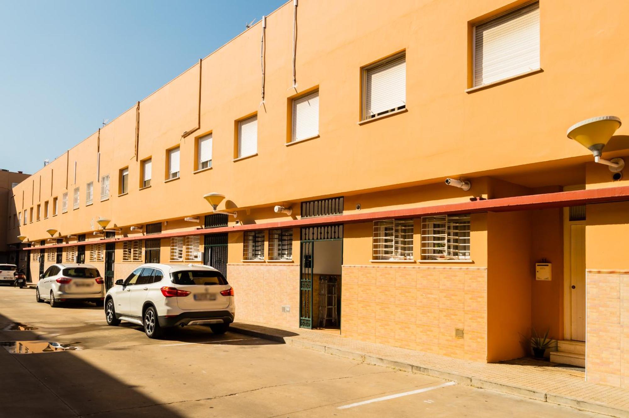 Casa Unifamiliar Apartment Seville Exterior photo